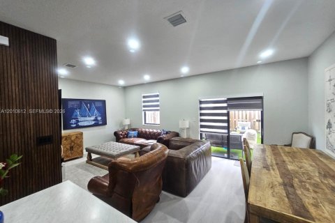 Touwnhouse à vendre à Homestead, Floride: 3 chambres, 157.47 m2 № 2073556 - photo 21
