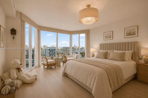 Condominio en venta en Sunny Isles Beach, Florida, 4 dormitorios, 324.23 m2 № 2336644 - foto 22