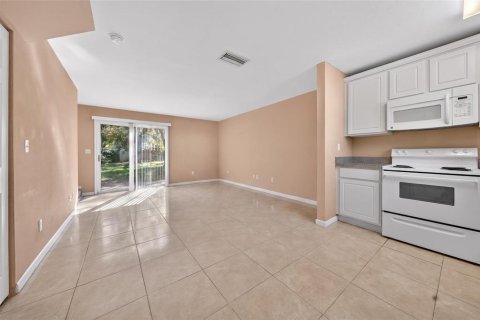 Condo in Saint Augustine, Florida, 2 bedrooms  № 2216632 - photo 3