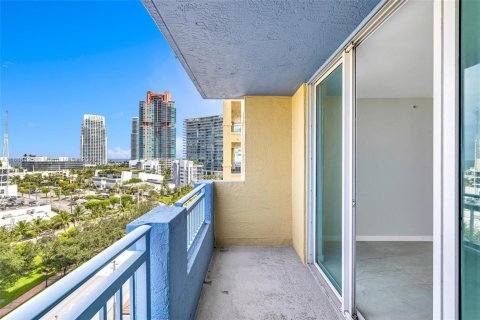 Condominio en venta en Miami Beach, Florida, 2 dormitorios, 100.33 m2 № 1938774 - foto 15