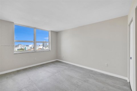 Condominio en venta en Miami Beach, Florida, 2 dormitorios, 100.33 m2 № 1938774 - foto 13