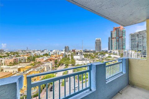 Condominio en venta en Miami Beach, Florida, 2 dormitorios, 100.33 m2 № 1938774 - foto 14