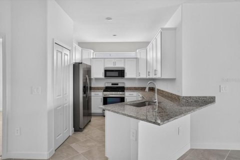 Villa ou maison à louer à Bradenton, Floride: 3 chambres, 145.3 m2 № 2123125 - photo 14