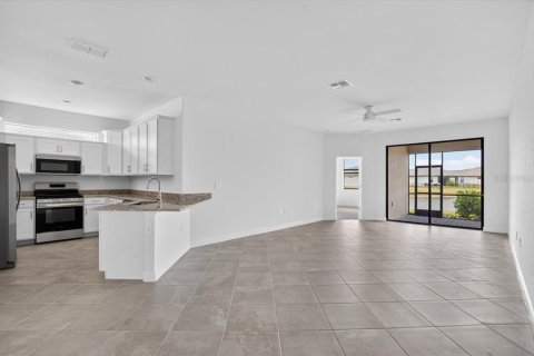 Villa ou maison à louer à Bradenton, Floride: 3 chambres, 145.3 m2 № 2123125 - photo 10