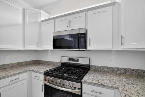 Villa ou maison à louer à Bradenton, Floride: 3 chambres, 145.3 m2 № 2123125 - photo 16