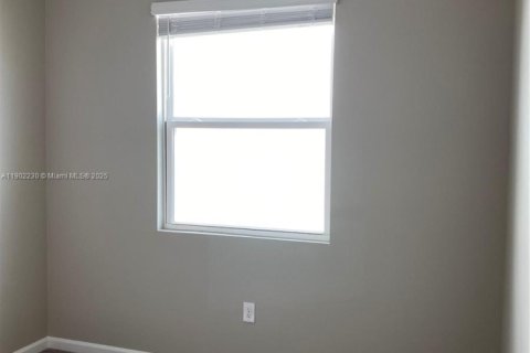 House in Winter Haven, Florida 3 bedrooms № 1953741 - photo 15