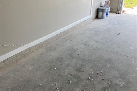 House in Winter Haven, Florida 3 bedrooms № 1953741 - photo 11