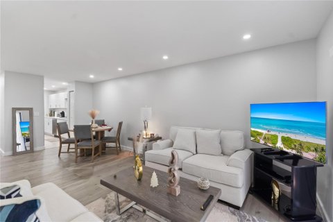 Condominio en venta en Coral Springs, Florida, 2 dormitorios, 90.3 m2 № 2077673 - foto 4