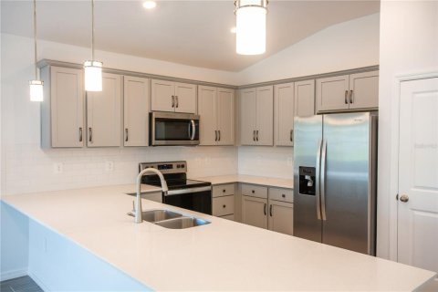 House in Punta Gorda, Florida 4 bedrooms, 167.5 sq.m. № 1446850 - photo 7