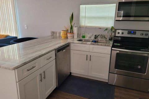 Appartement à louer à Apopka, Floride: 1 chambre, 44.59 m2 № 2399005 - photo 3