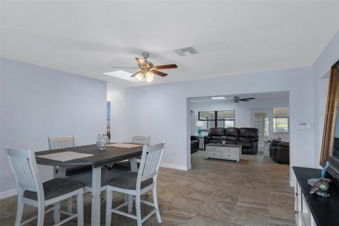 Casa en venta en Hernando Beach, Florida, 2 dormitorios, 149.11 m2 № 1586108 - foto 23