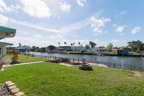 Casa en venta en Hernando Beach, Florida, 2 dormitorios, 149.11 m2 № 1586108 - foto 7