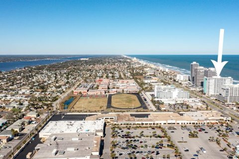 Copropriété à vendre à Daytona Beach, Floride: 2 chambres, 98.29 m2 № 2097013 - photo 28