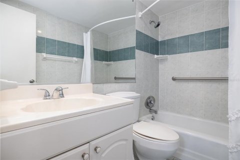 Copropriété à vendre à Daytona Beach, Floride: 2 chambres, 98.29 m2 № 2097013 - photo 21
