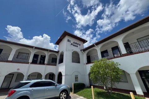 Immobilier commercial à louer à New Port Richey, Floride: 96.62 m2 № 1835325 - photo 2