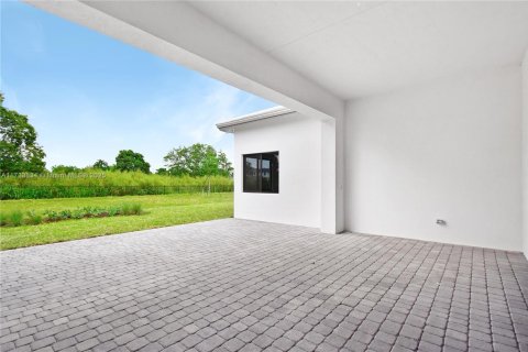 Villa ou maison à louer à Davie, Floride: 5 chambres, 405.89 m2 № 1728123 - photo 8