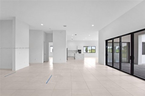 Villa ou maison à louer à Davie, Floride: 5 chambres, 405.89 m2 № 1728123 - photo 7