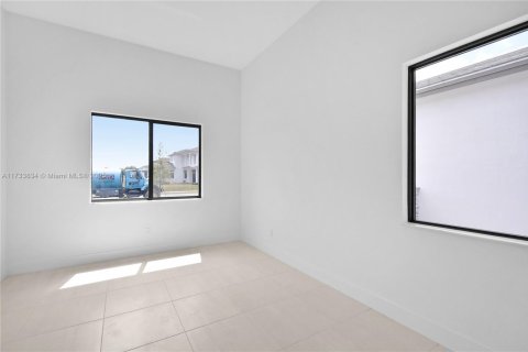 Villa ou maison à louer à Davie, Floride: 5 chambres, 405.89 m2 № 1728123 - photo 22