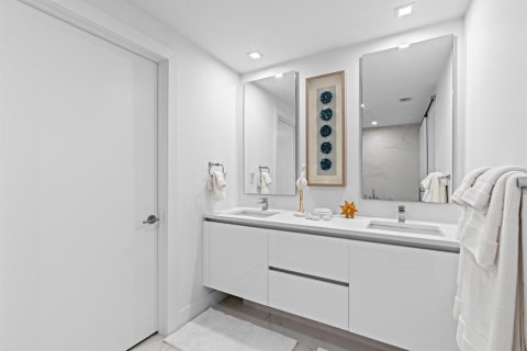 Copropriété à vendre à Pompano Beach, Floride: 3 chambres, 170.01 m2 № 2146815 - photo 18