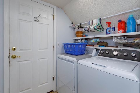 Купить виллу или дом в Маунт-Дора, Флорида 10 комнат, 237.37м2, № 1826262 - фото 20