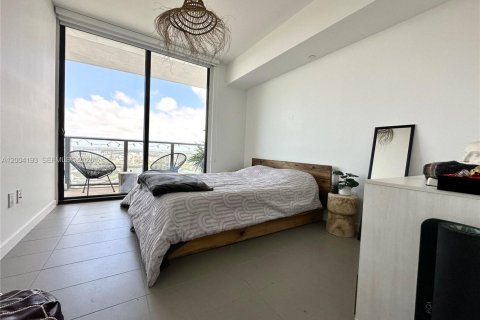 Condominio en alquiler en Miami, Florida, 1 dormitorio, 78.97 m2 № 2068545 - foto 19
