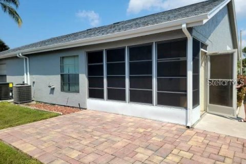 Casa en alquiler en New Port Richey, Florida, 2 dormitorios, 109.07 m2 № 1914014 - foto 14