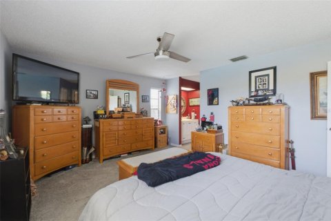 House in Crystal River, Florida 3 bedrooms, 141.3 sq.m. № 2156339 - photo 18