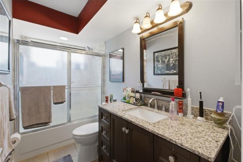 House in Crystal River, Florida 3 bedrooms, 141.3 sq.m. № 2156339 - photo 7