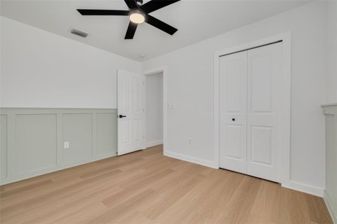House in Tampa, Florida 5 bedrooms, 222.22 sq.m. № 1826660 - photo 29