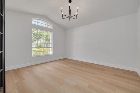 House in Tampa, Florida 5 bedrooms, 222.22 sq.m. № 1826660 - photo 8