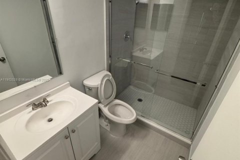 Condo in Weston, Florida, 2 bedrooms  № 1953522 - photo 20
