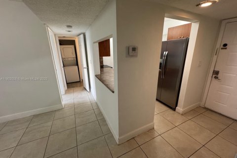Condo in Weston, Florida, 2 bedrooms  № 1953522 - photo 18