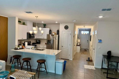 Touwnhouse à louer à Davenport, Floride: 3 chambres, 140.75 m2 № 2148896 - photo 3