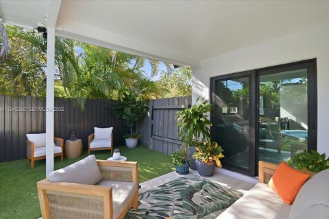 Casa en venta en Oakland Park, Florida, 4 dormitorios, 132.85 m2 № 1999987 - foto 26