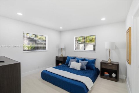 Casa en venta en Oakland Park, Florida, 4 dormitorios, 132.85 m2 № 1999987 - foto 17