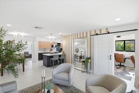 Casa en venta en Oakland Park, Florida, 4 dormitorios, 132.85 m2 № 1999987 - foto 5