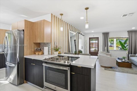 Casa en venta en Oakland Park, Florida, 4 dormitorios, 132.85 m2 № 1999987 - foto 15