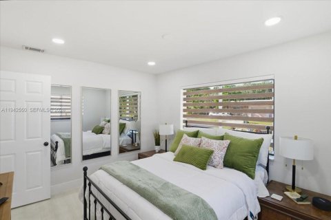 Casa en venta en Oakland Park, Florida, 4 dormitorios, 132.85 m2 № 1999987 - foto 20