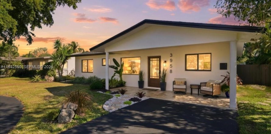 Casa en Oakland Park, Florida 4 dormitorios, 132.85 m2 № 1999987