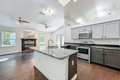 House in Sanford, Florida 3 bedrooms, 146.23 sq.m. № 1798042 - photo 10