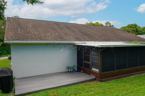 House in Hudson, Florida 3 bedrooms, 174.38 sq.m. № 1913271 - photo 5