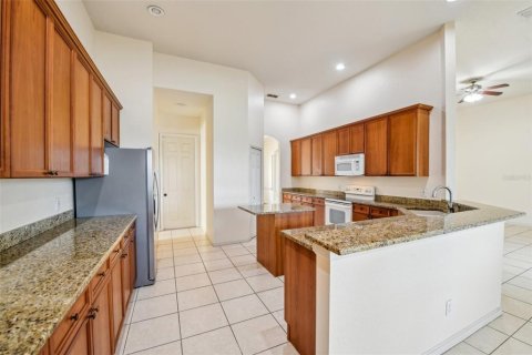 Casa en venta en Kissimmee, Florida, 4 dormitorios, 258.73 m2 № 1624624 - foto 18