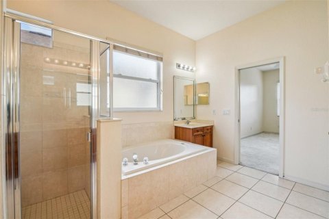 Casa en venta en Kissimmee, Florida, 4 dormitorios, 258.73 m2 № 1624624 - foto 30