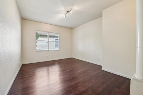 Casa en venta en Kissimmee, Florida, 4 dormitorios, 258.73 m2 № 1624624 - foto 11