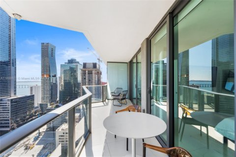 Снять в аренду кондоминиум в Майами, Флорида 1 спальня, 90.77м2, № 1952911 - фото 14