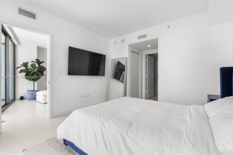 Снять в аренду кондоминиум в Майами, Флорида 1 спальня, 90.77м2, № 1952911 - фото 20