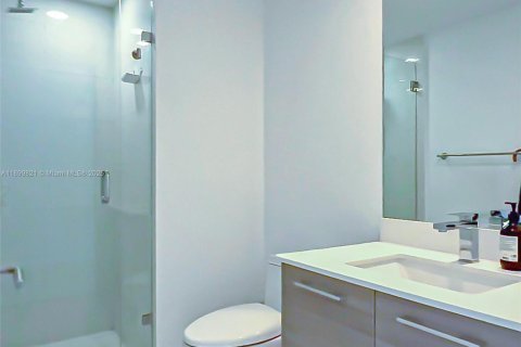 Снять в аренду кондоминиум в Майами, Флорида 1 спальня, 90.77м2, № 1952911 - фото 29