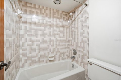 Copropriété à louer à Tampa, Floride: 2 chambres, 125.79 m2 № 2129562 - photo 20