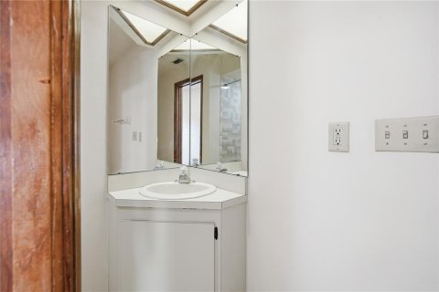Copropriété à louer à Tampa, Floride: 2 chambres, 125.79 m2 № 2129562 - photo 9