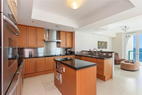 Condominio en venta en Miami, Florida, 3 dormitorios, 319.96 m2 № 1992957 - foto 26